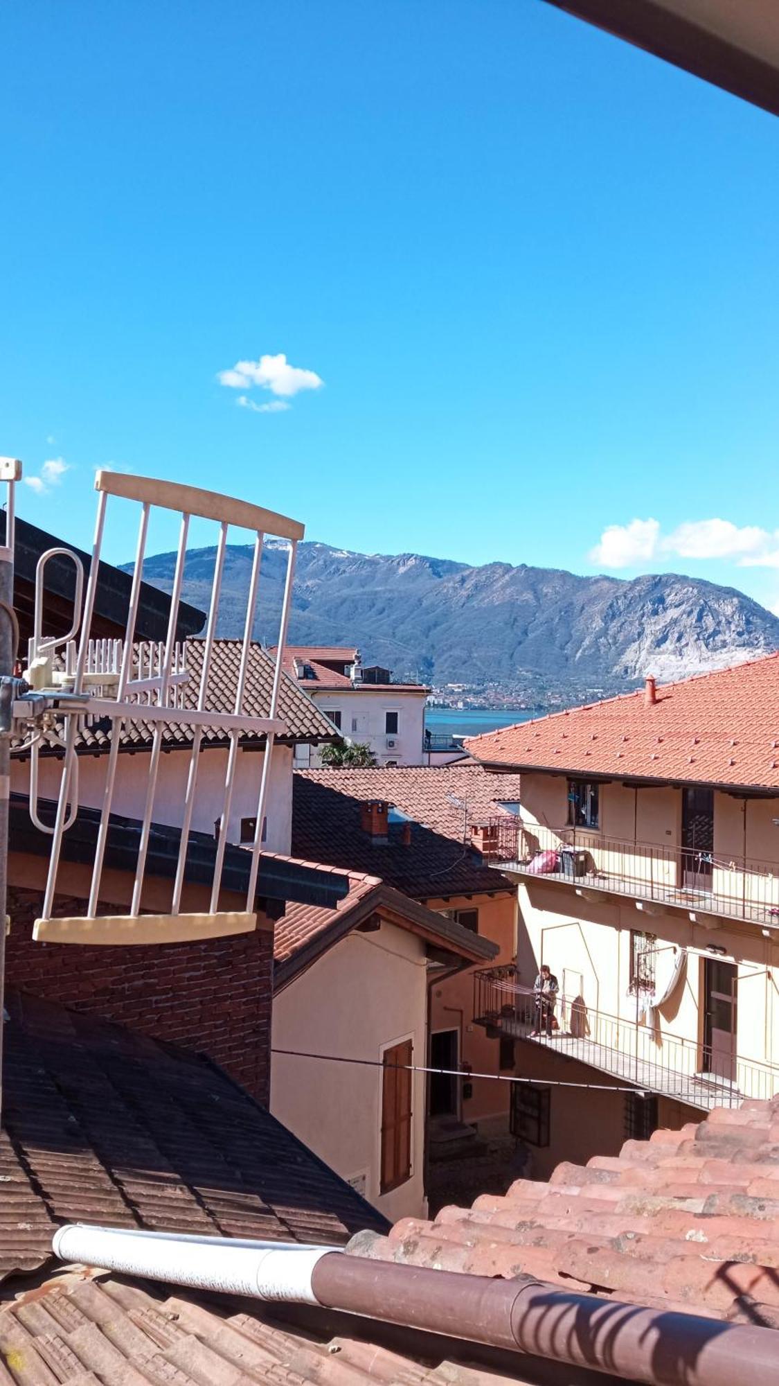 Casa Vacanze Scent Of Roses Verbania Buitenkant foto